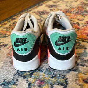 Nike Air Max size 6